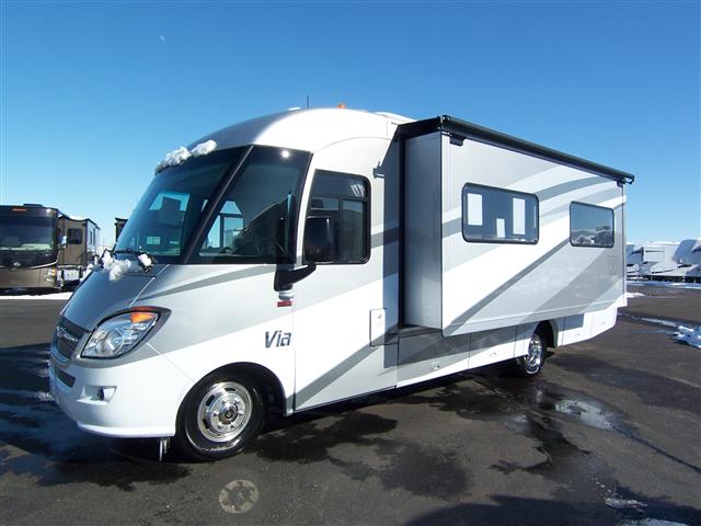 New 2010 Winnebago VIA 25R Class A - Diesel For Sale